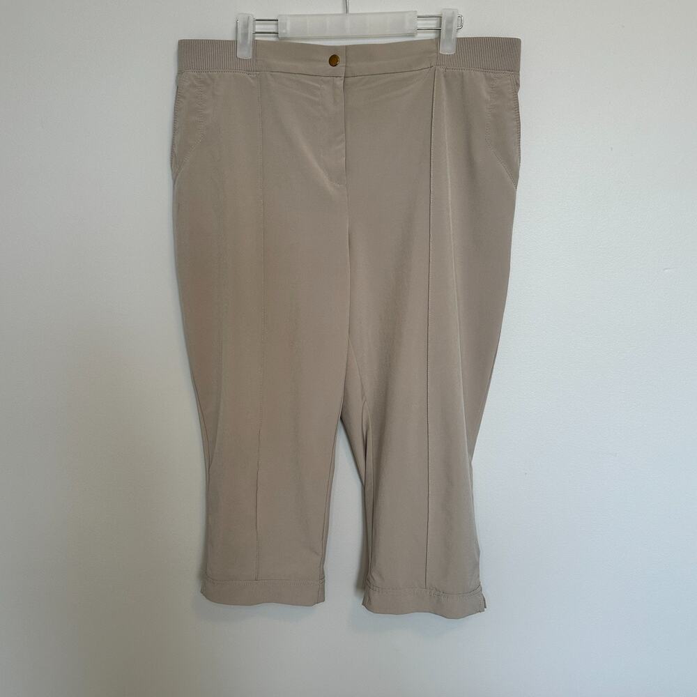 Weekends by Chico's Womens Capri Pants Size 2.5/L 14 Wide Leg Flat Front Khaki
